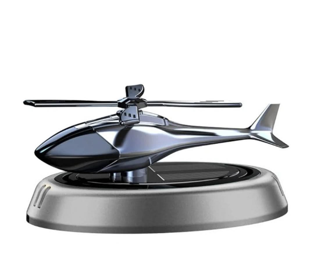 Geurhelikopter voor zonne-auto's